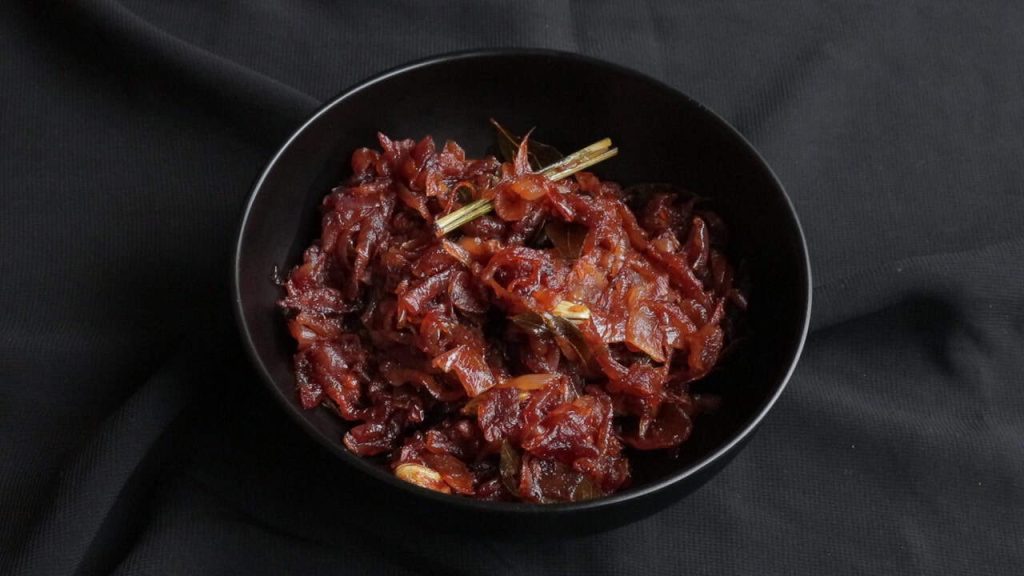 seeni sambol ready to eat